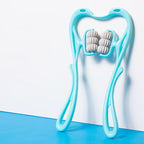 Masajeador cervical de último modelo de seis ruedas.